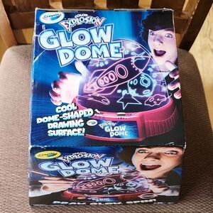 Crayola Glow Dome Drawing Toy